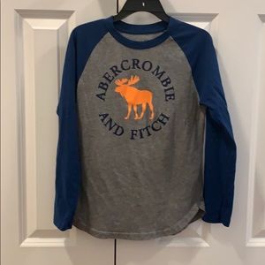 Abercrombie kids T shirt